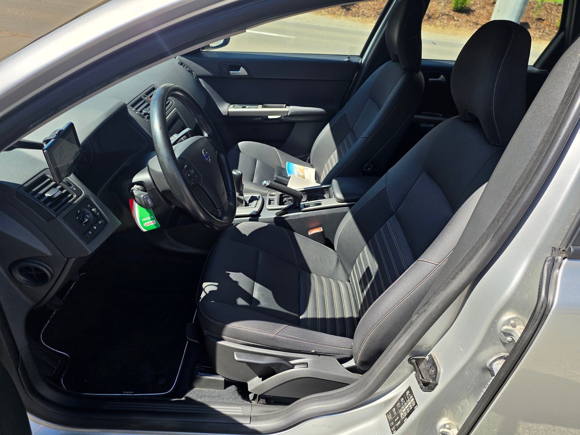 VOLVO V50 D3 Summum-image-8