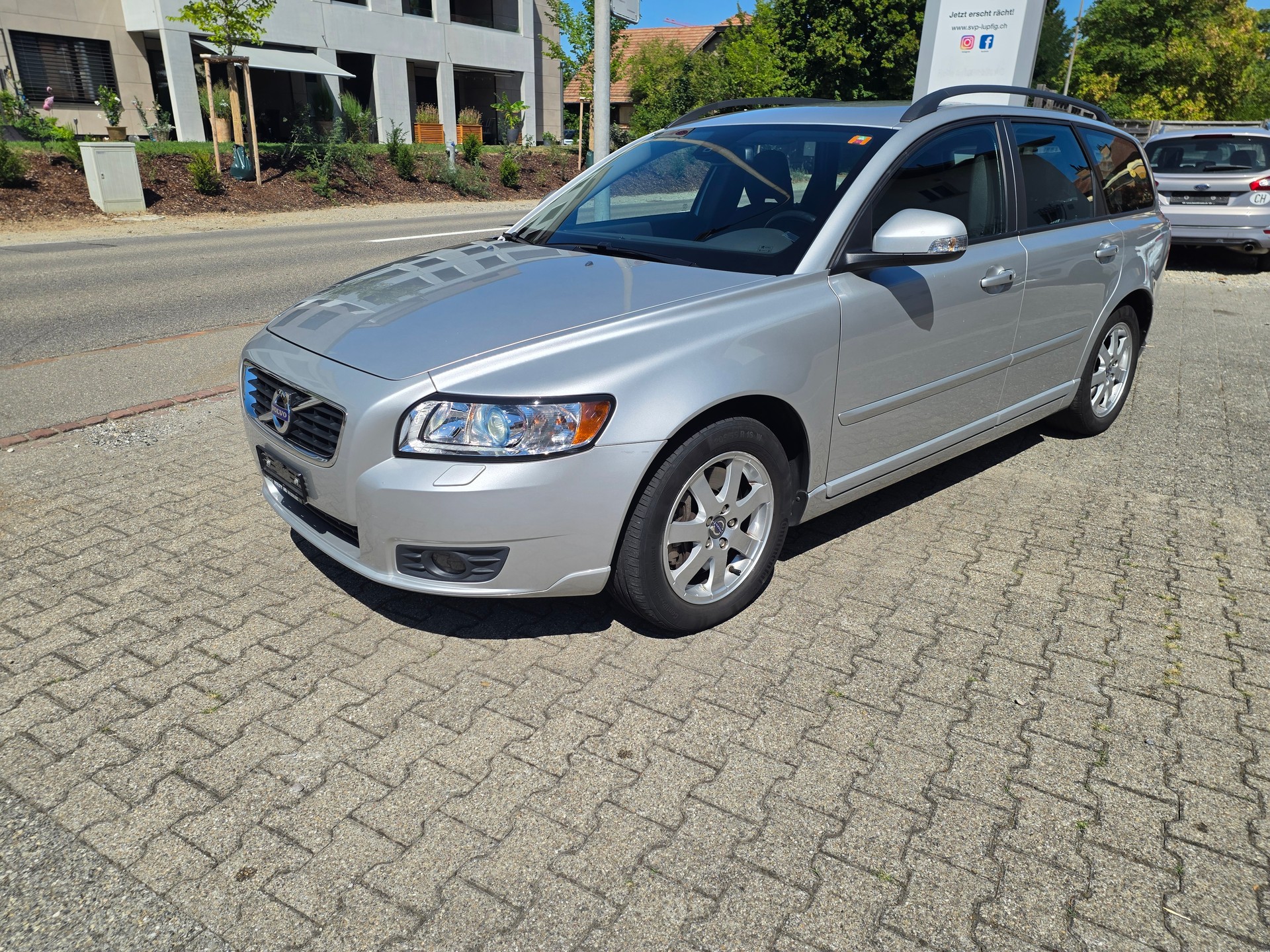 VOLVO V50 D3 Summum