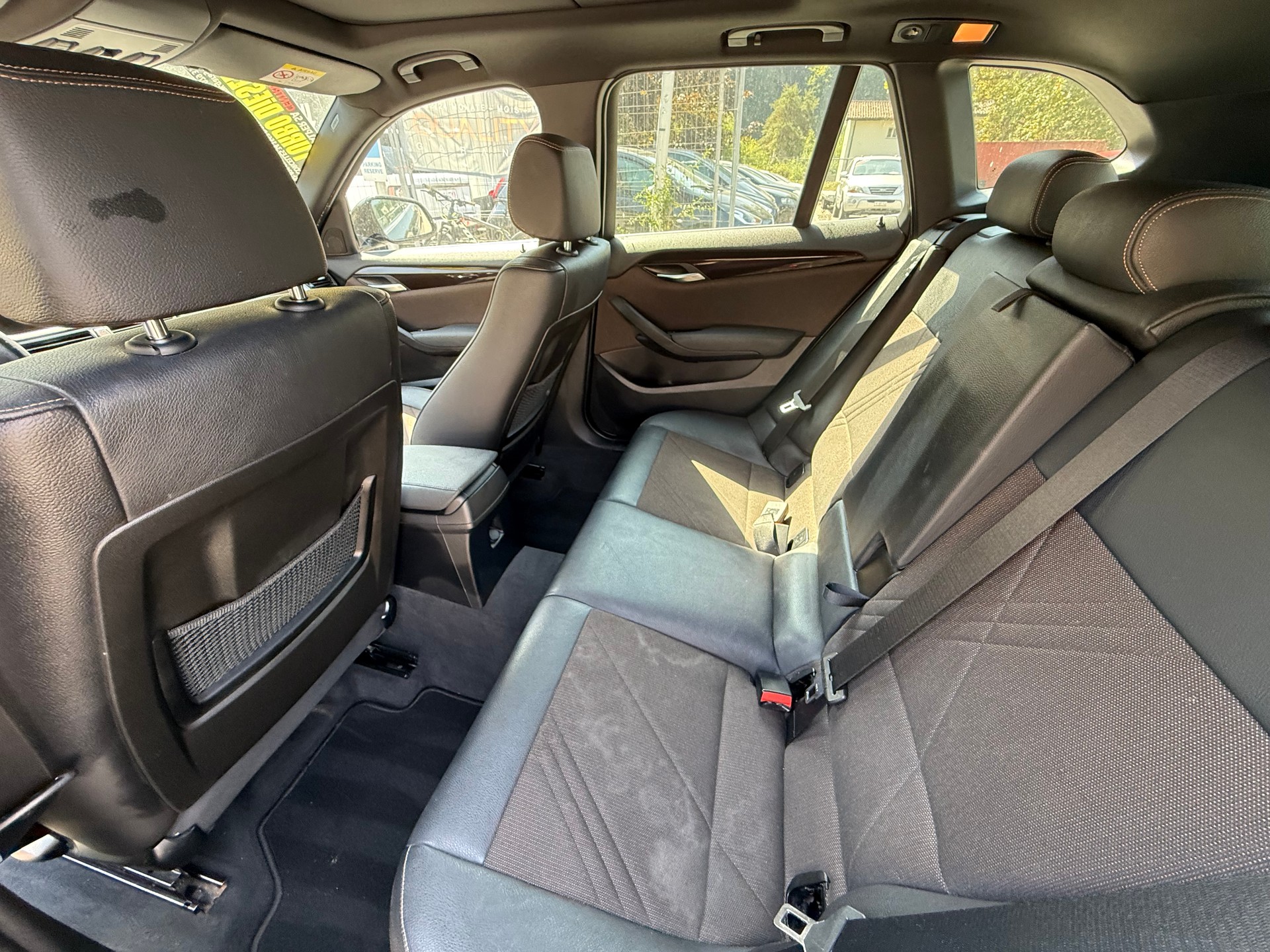 BMW X1 xDrive 18d xLine-image-9