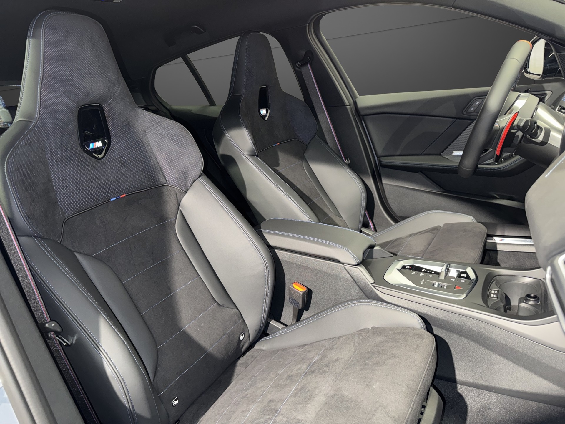BMW M135i xDrive-image-14