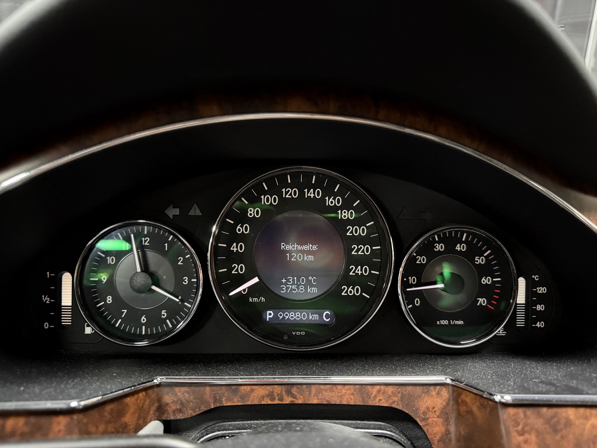 MERCEDES-BENZ CLS 500 7G-Tronic-image-14