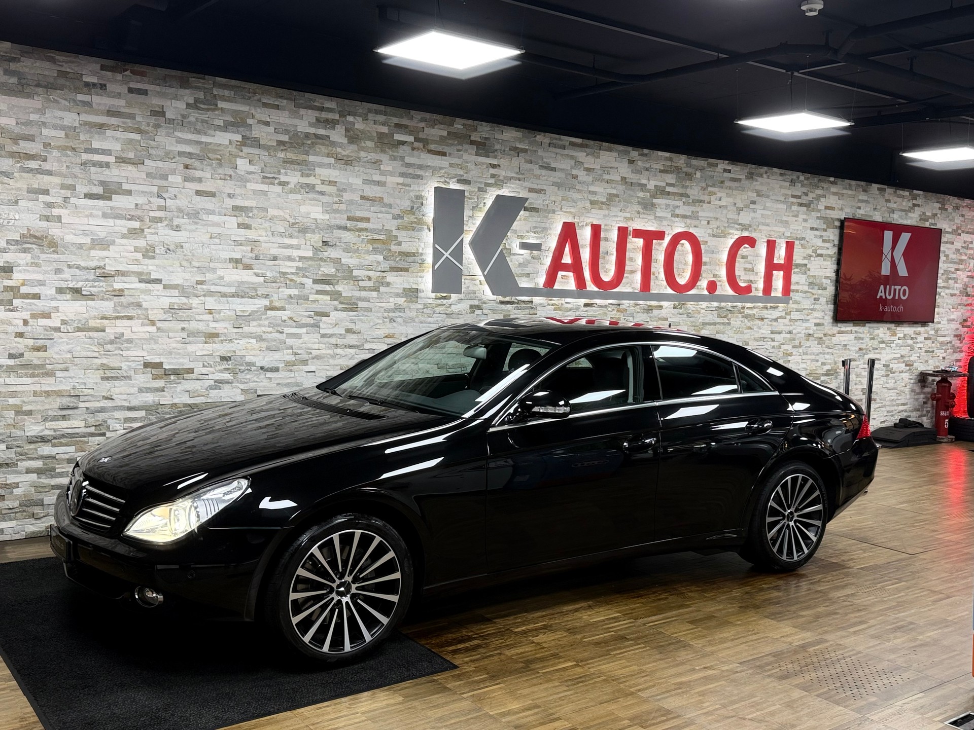 MERCEDES-BENZ CLS 500 7G-Tronic