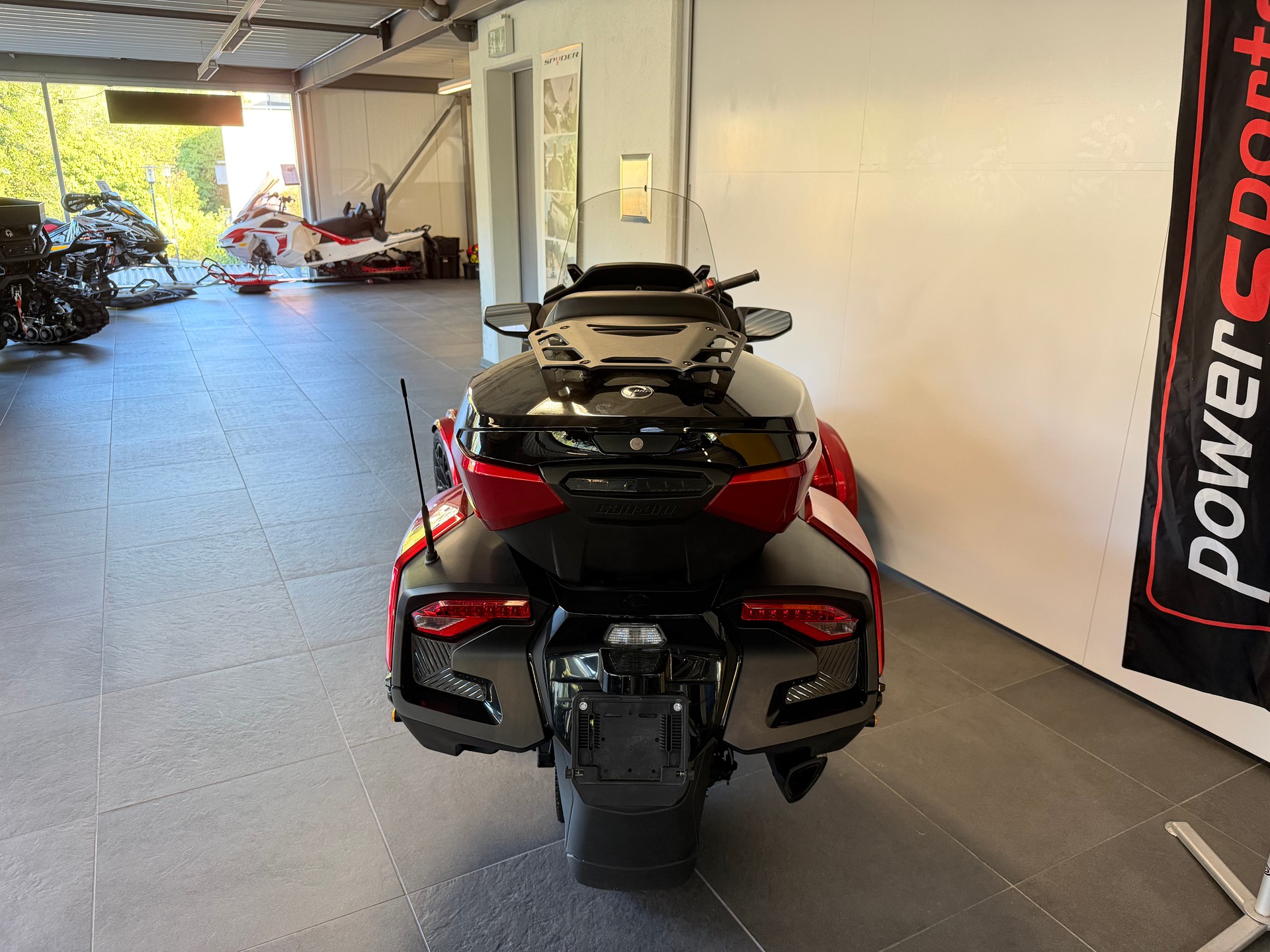 CAN-AM Spyder RT-LTD Dark Edition SE6-image-15