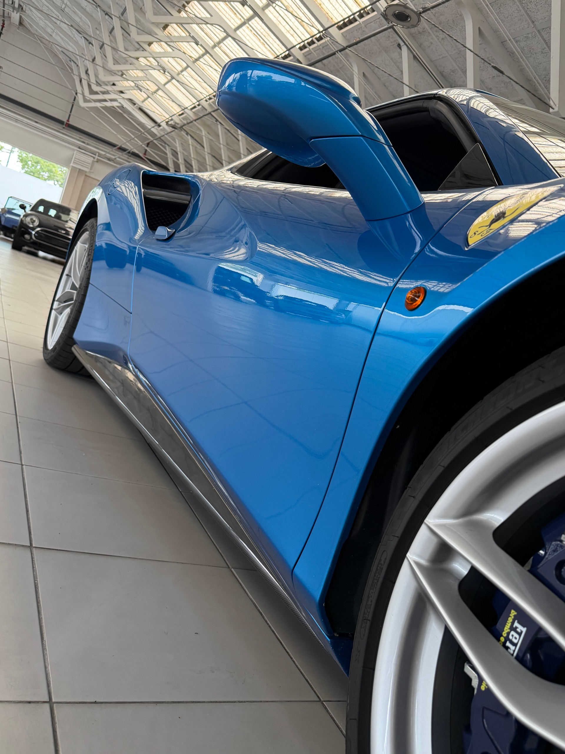 FERRARI 488 Spider 3.9 V8-image-6