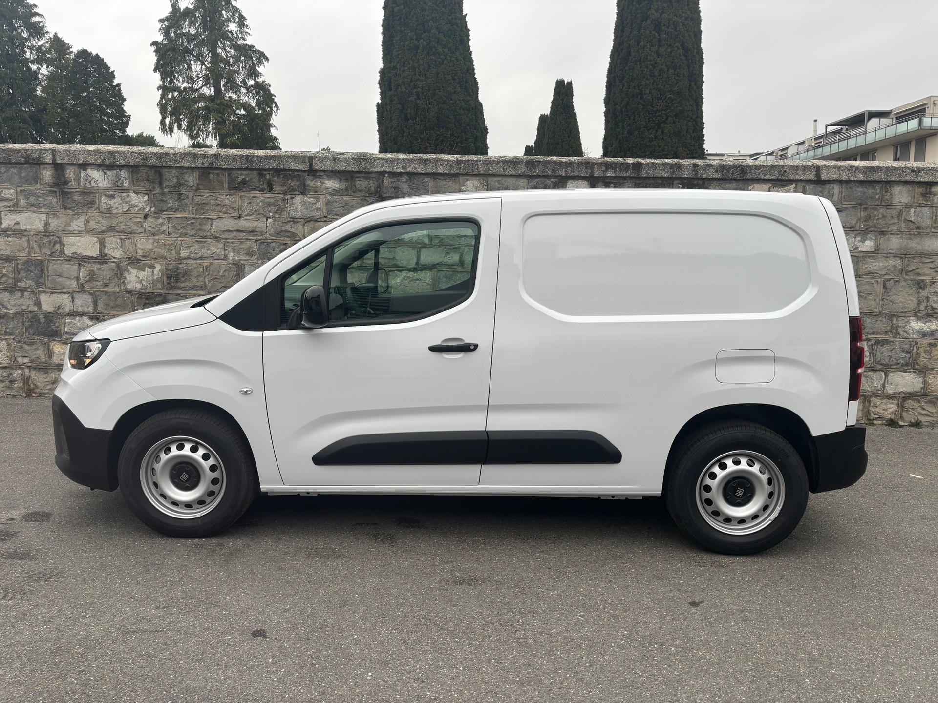FIAT E-Doblo L1 50kWh 800kg Easy Pro
