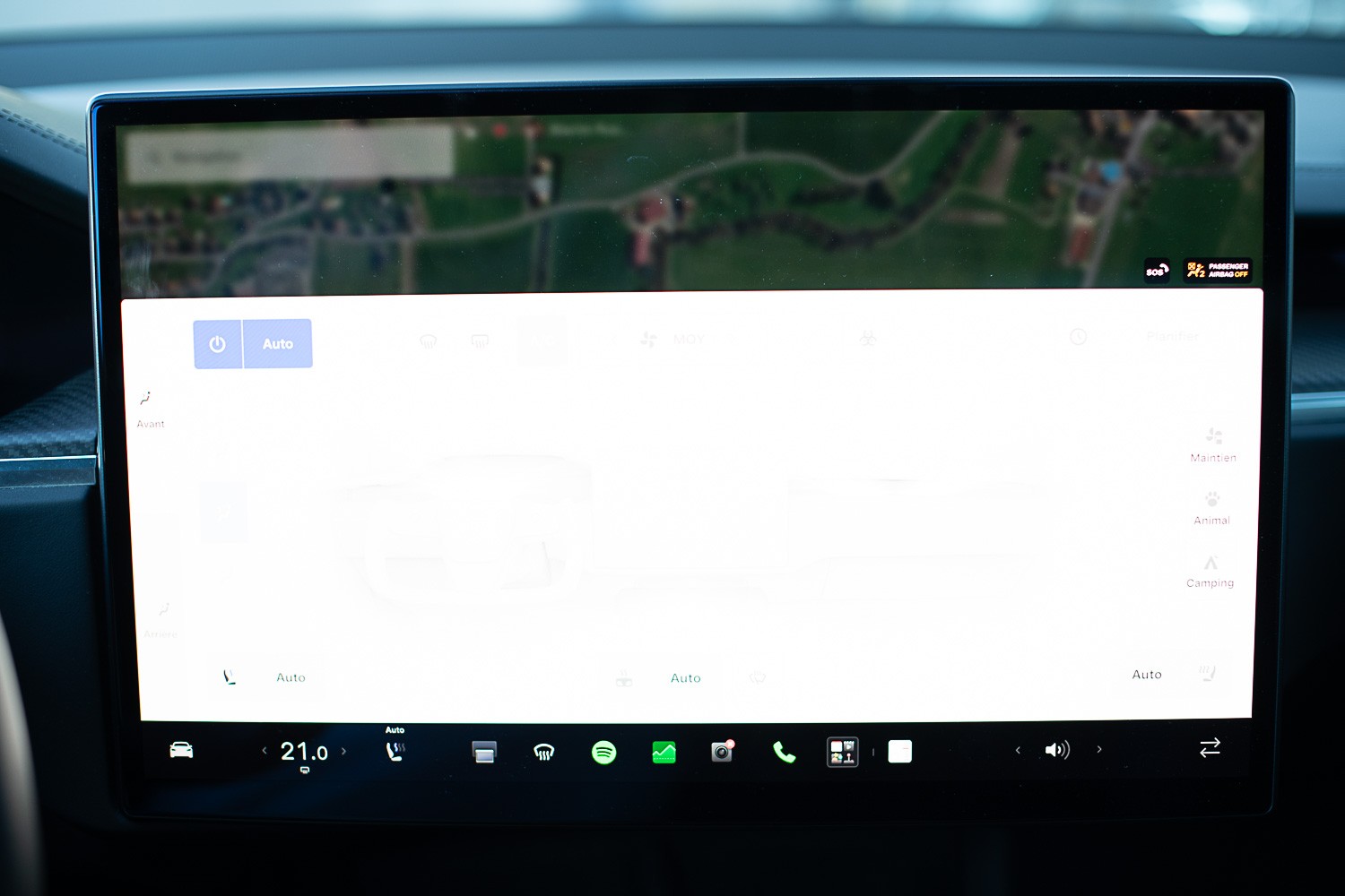TESLA Model S 100 kWh Plaid-image-16