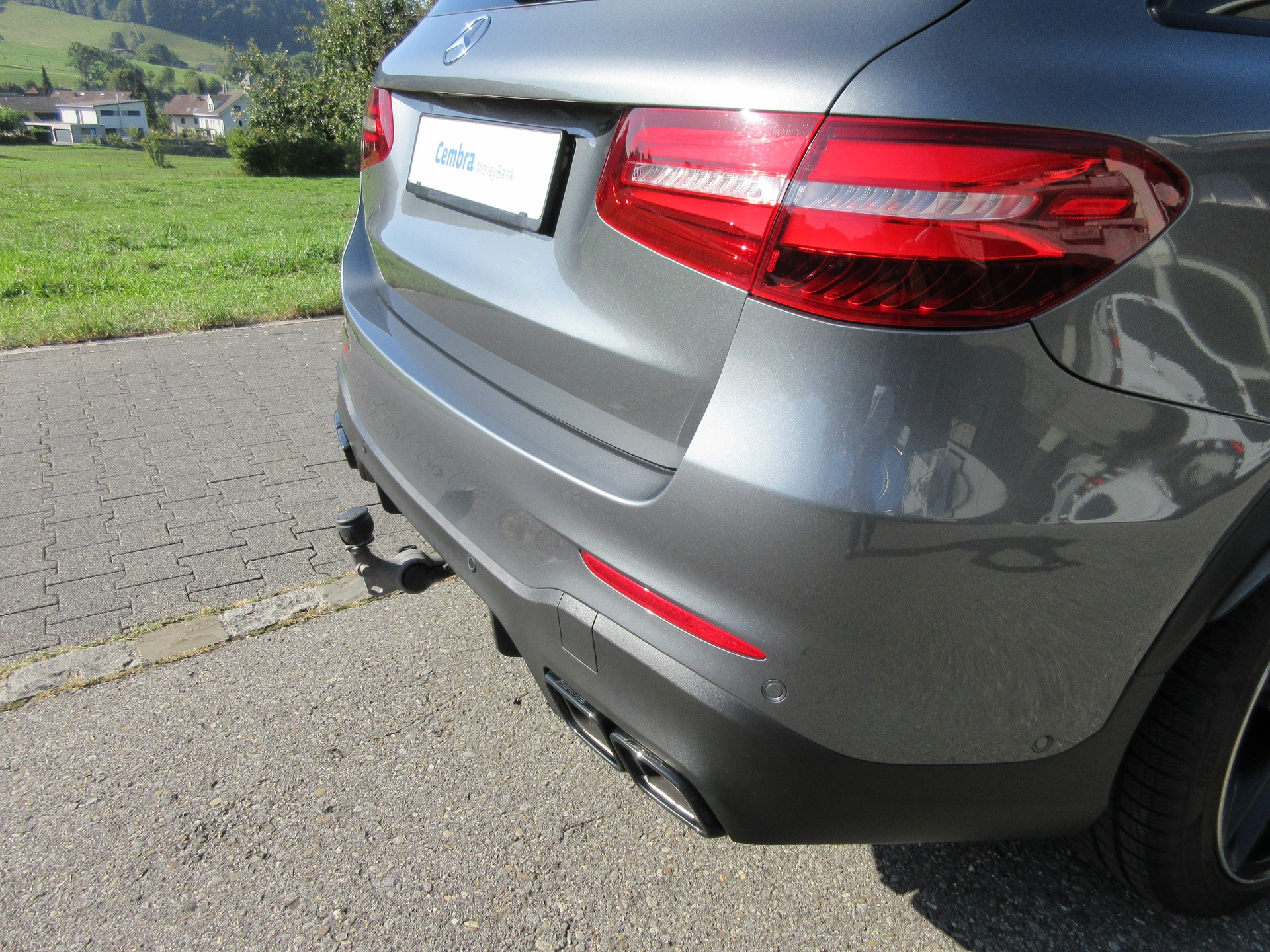 MERCEDES-BENZ GLC 63 AMG 4Matic+ 9G-Tronic-image-3