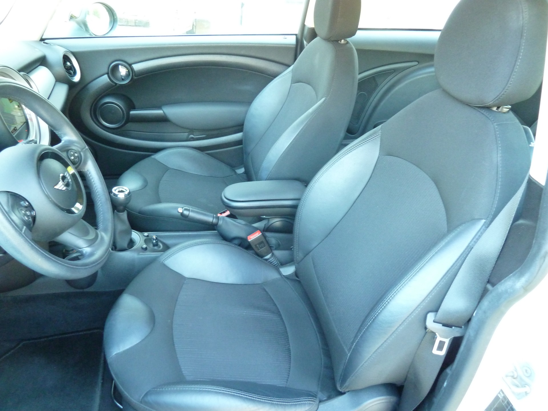 MINI Cooper-image-11