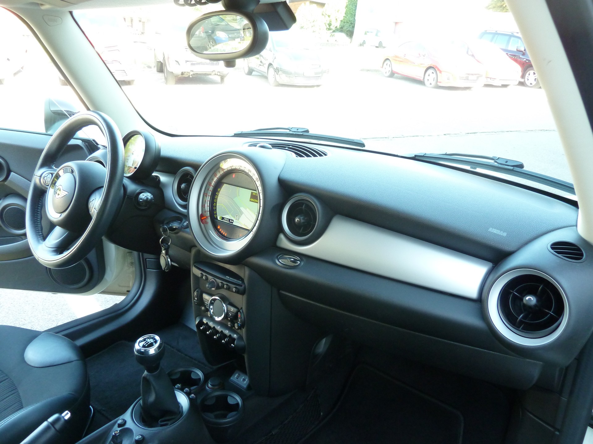 MINI Cooper-image-17