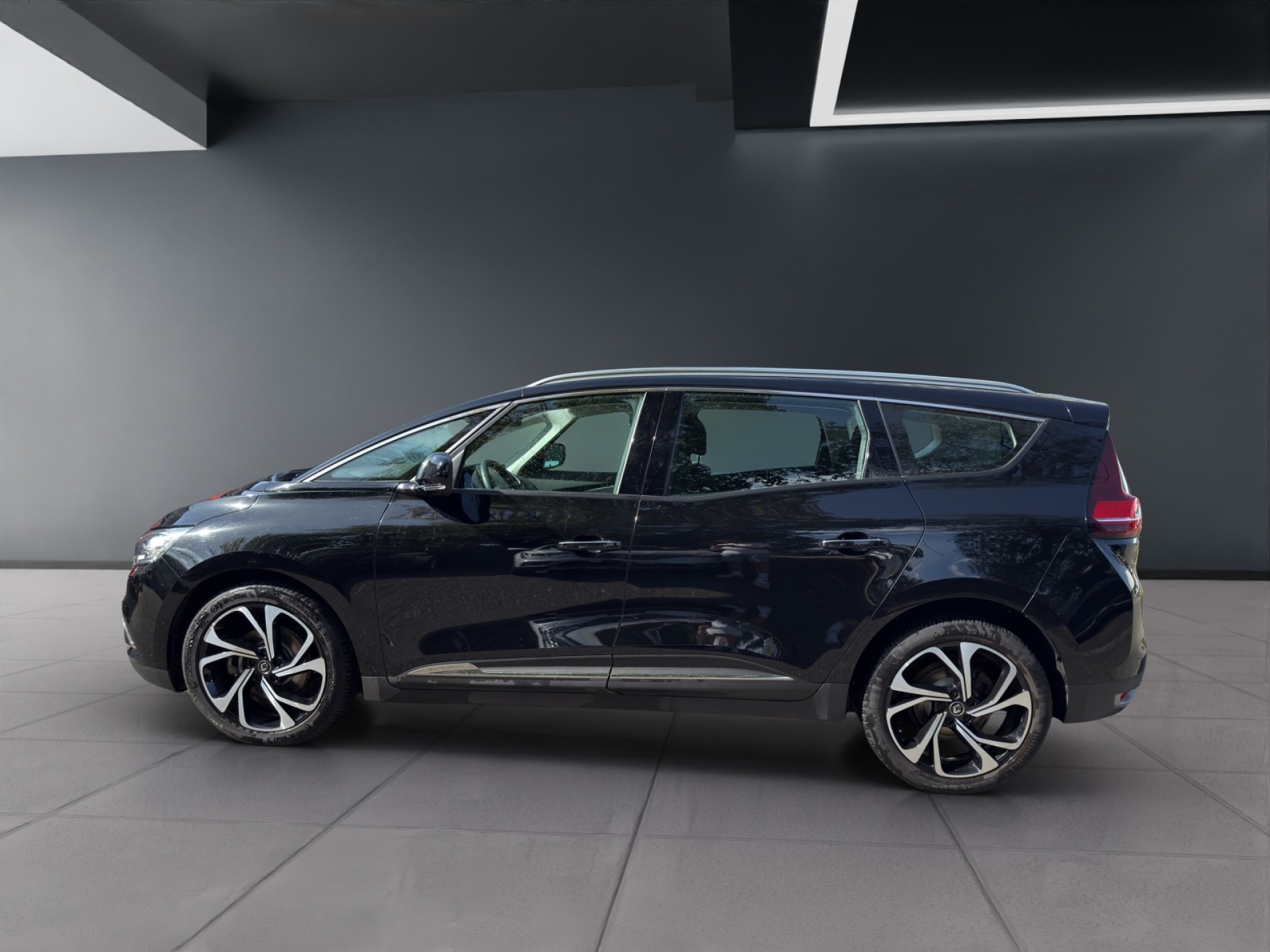 RENAULT Grand Scénic 1.3 TCe 140 Business Line EDC-showroom-element-1