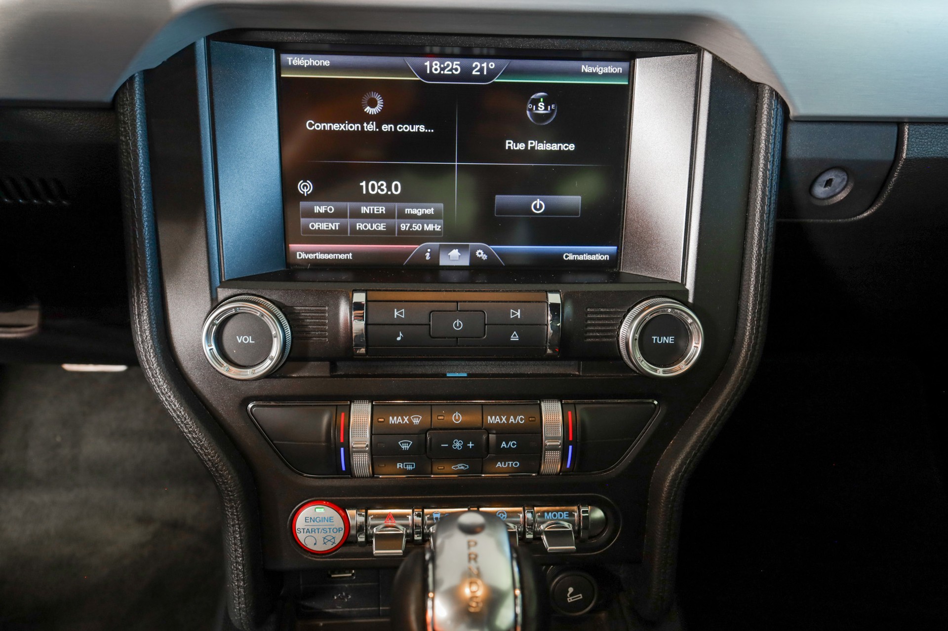 FORD Mustang Fastback 5.0 V8 GT Automat-image-14