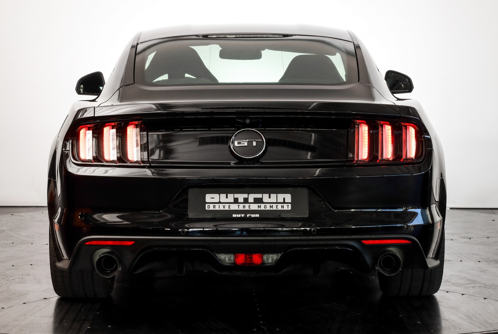 FORD Mustang Fastback 5.0 V8 GT Automat-showroom-element-2