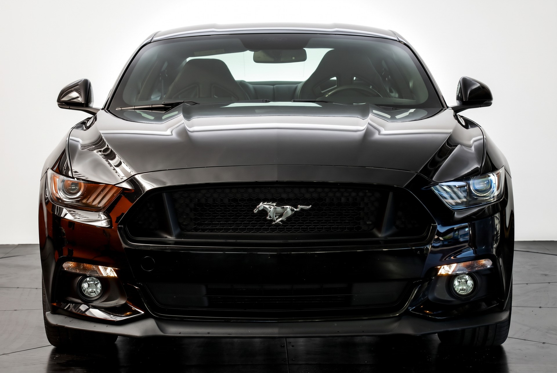 FORD Mustang Fastback 5.0 V8 GT Automat-showroom-element-1