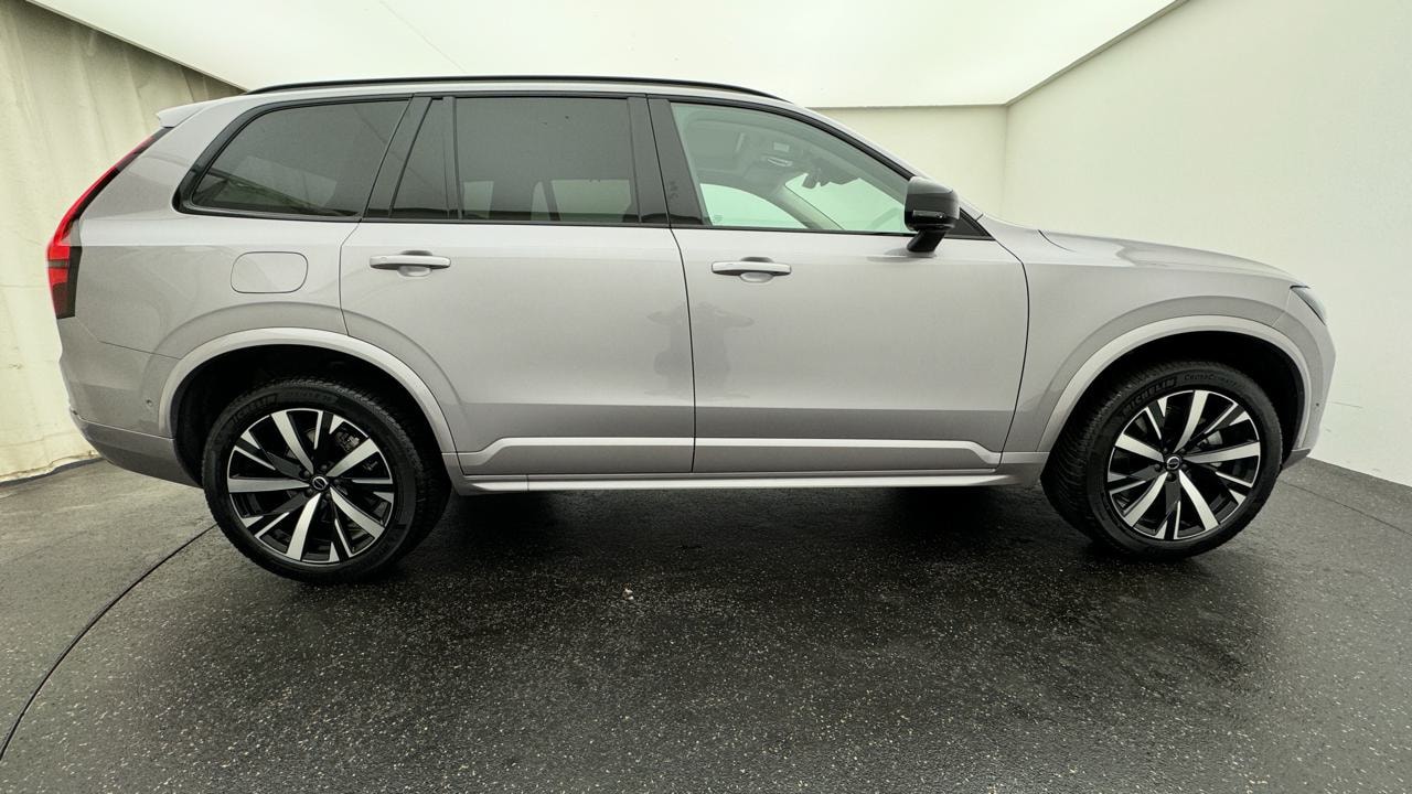 VOLVO XC90 T8 AWD PluginHybrid Ultra Dark Geartronic-showroom-element-1