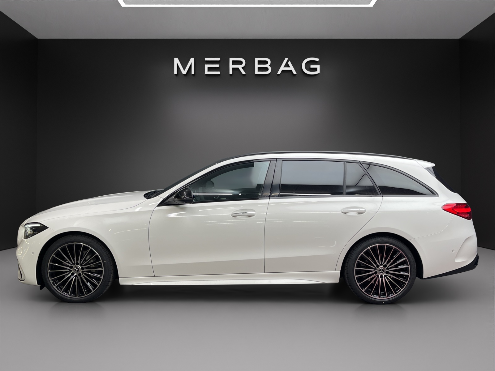 MERCEDES-BENZ C 300 4Matic-image-2