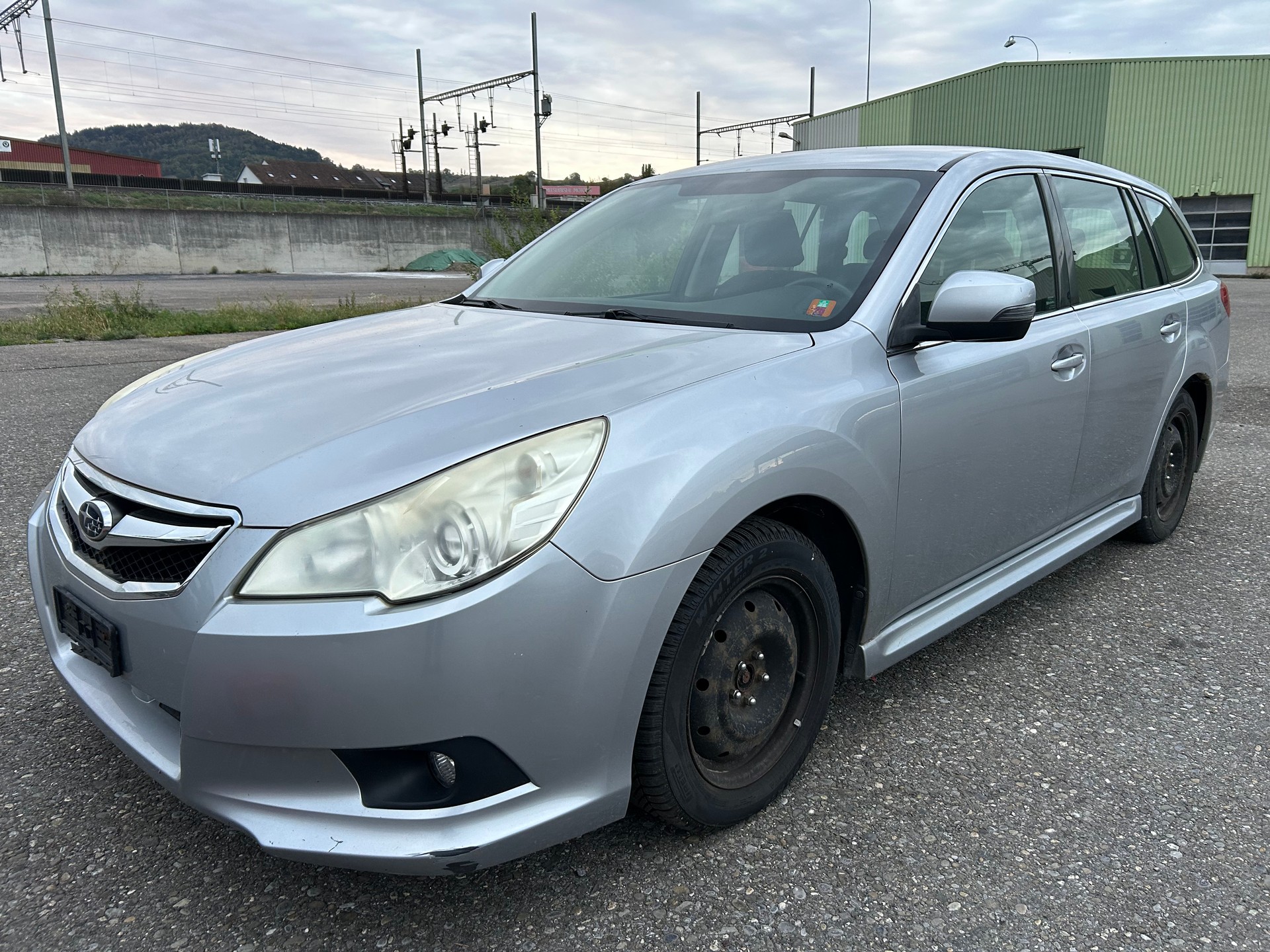SUBARU Legacy 2.0i Advantage AWD Lineartronic
