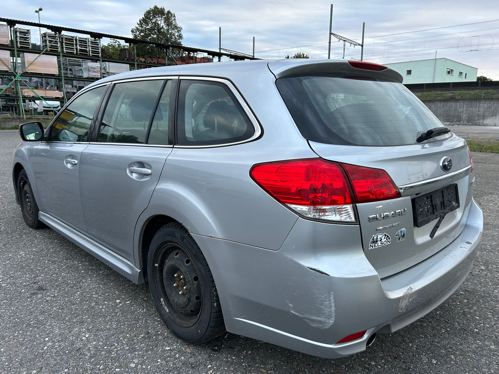 SUBARU Legacy 2.0i Advantage AWD Lineartronic-showroom-element-3