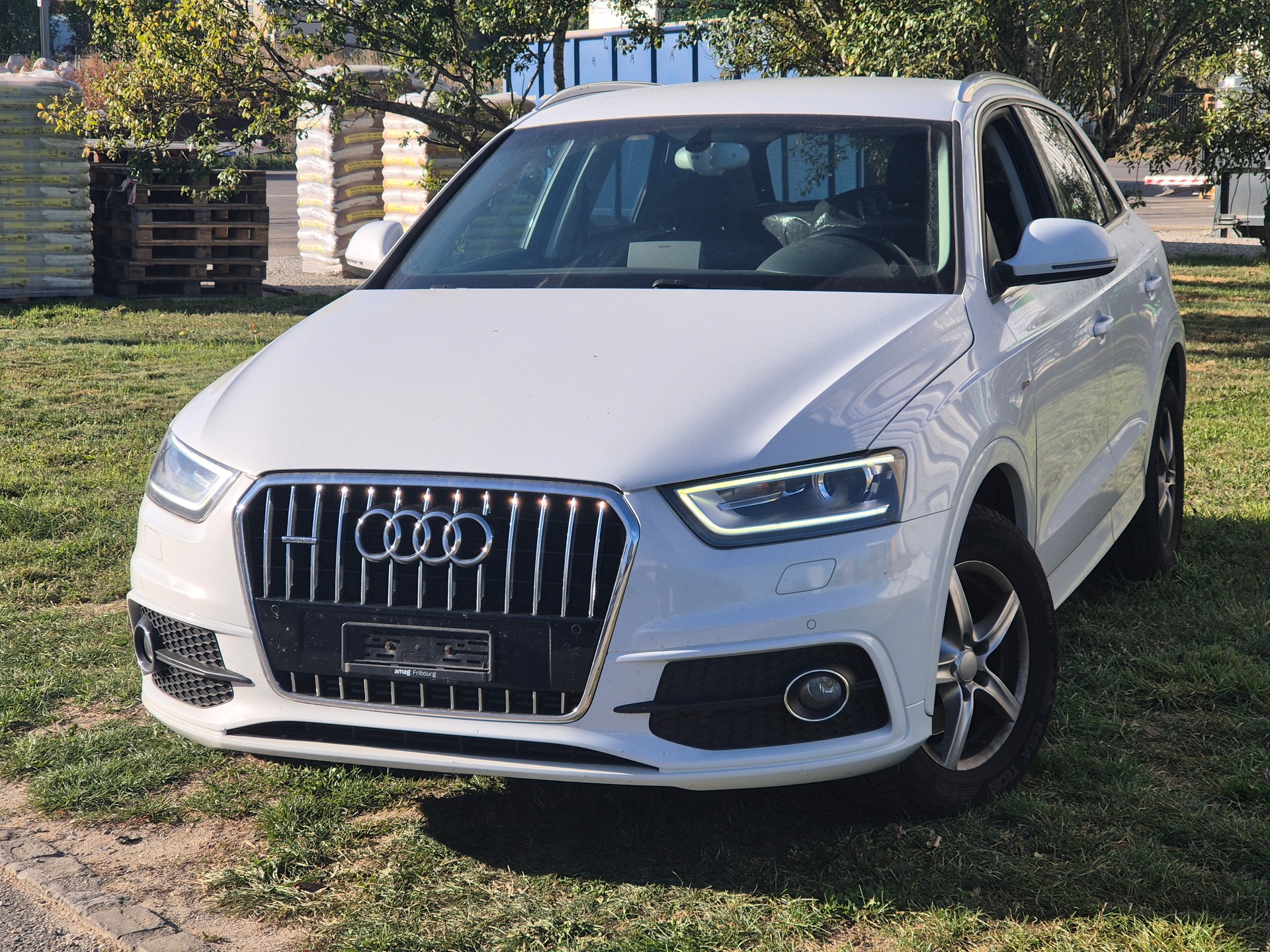 AUDI Q3 2.0 TFSI quattro S-tronic