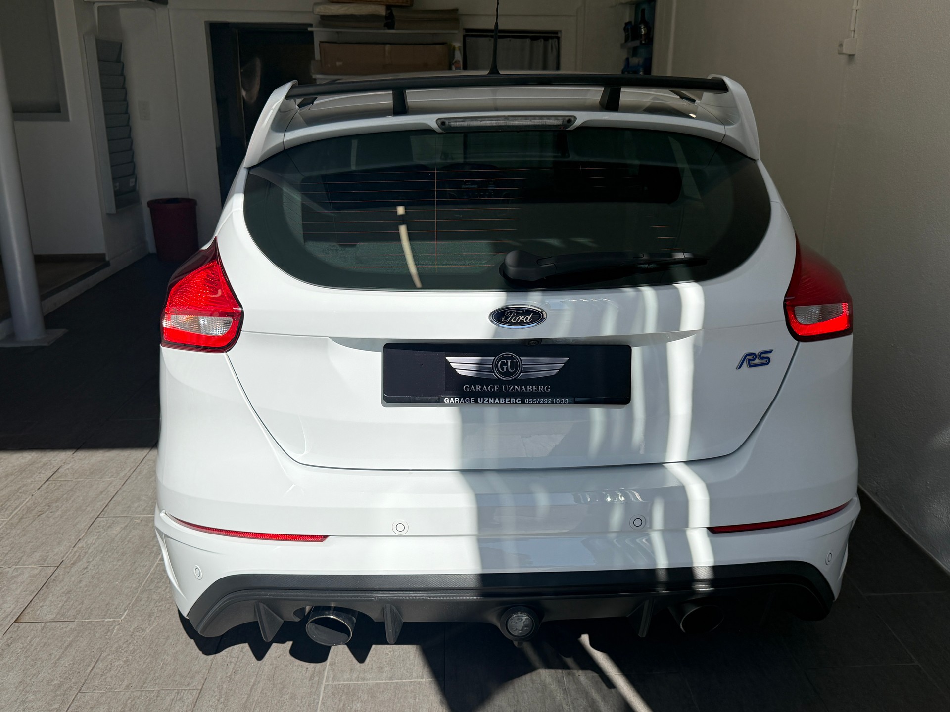 FORD Focus 2.3 EcoBoost RS AWD Ab 330.- pro Monat-showroom-element-3