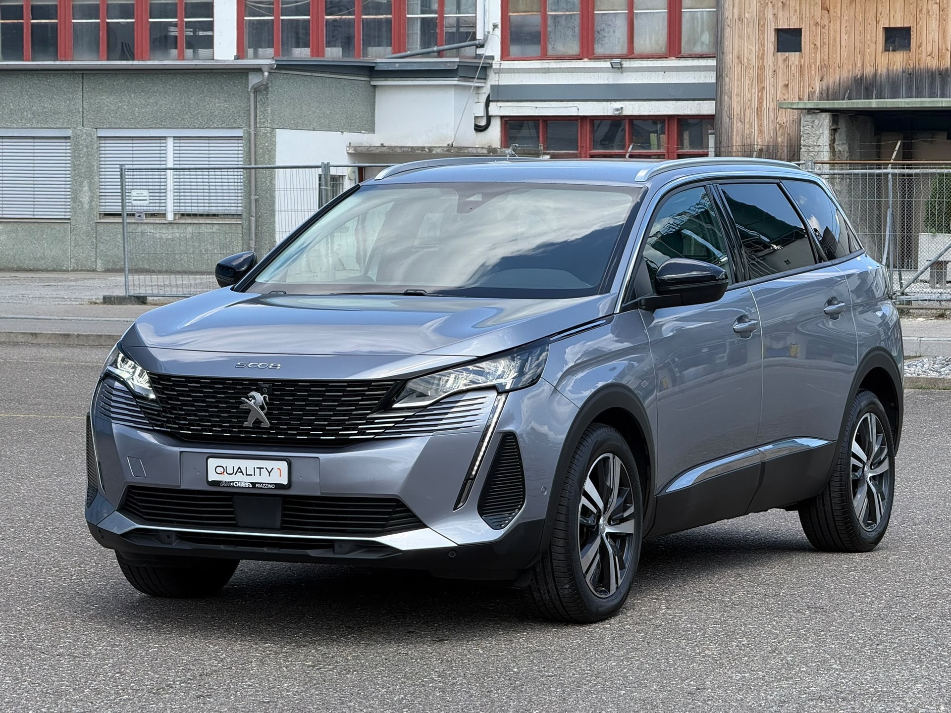 PEUGEOT 5008 1.5 BlueHDi GT Pack EAT8