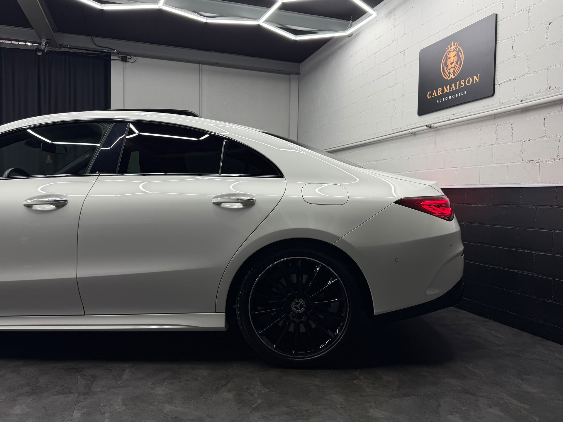 MERCEDES-BENZ CLA 250 AMG Line 7G-DCT | CH-Auto | Panoramadach | Ambiente | Rückfahrkamera-showroom-element-3