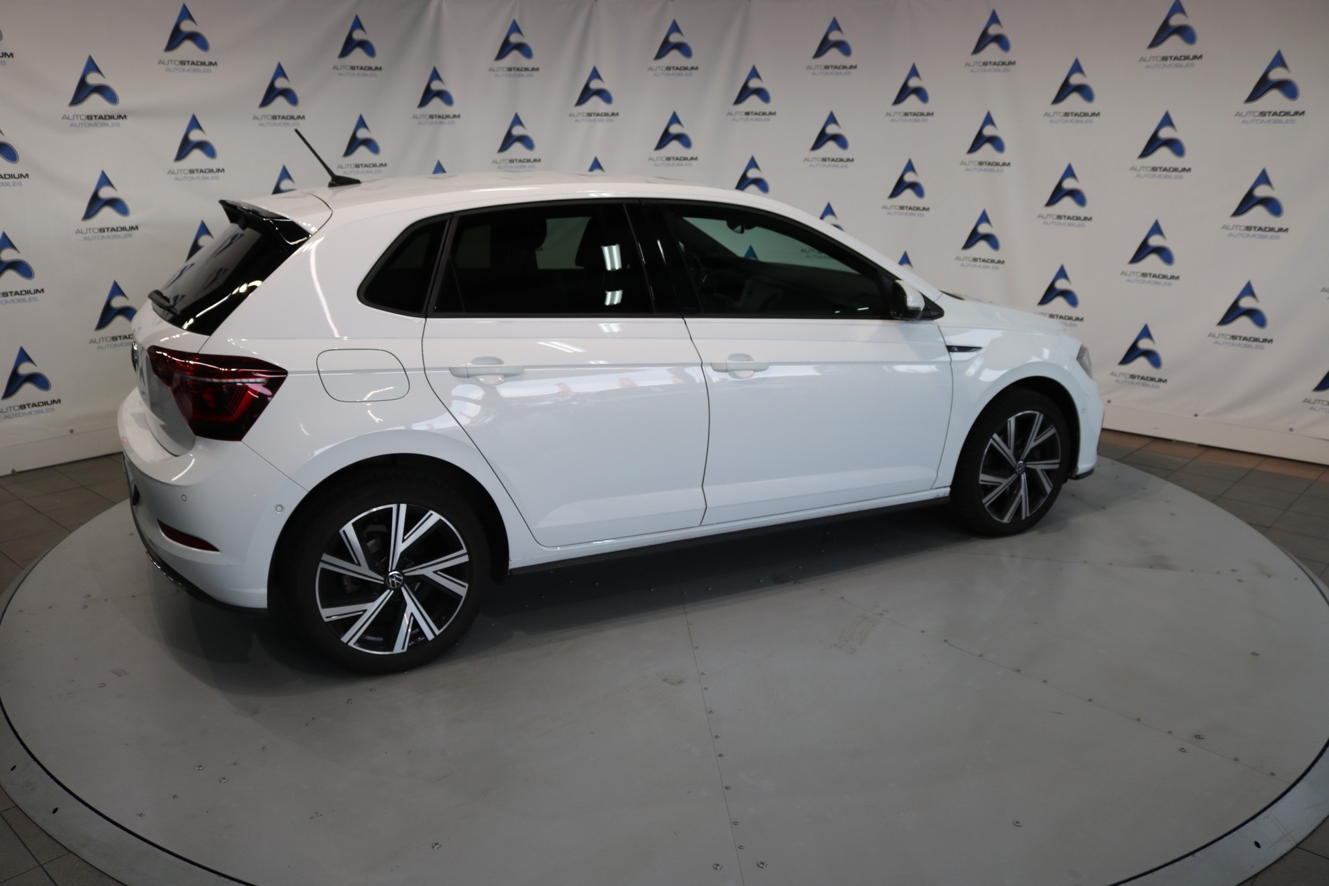 VW Polo 1.0 TSI R-Line DSG-image-18