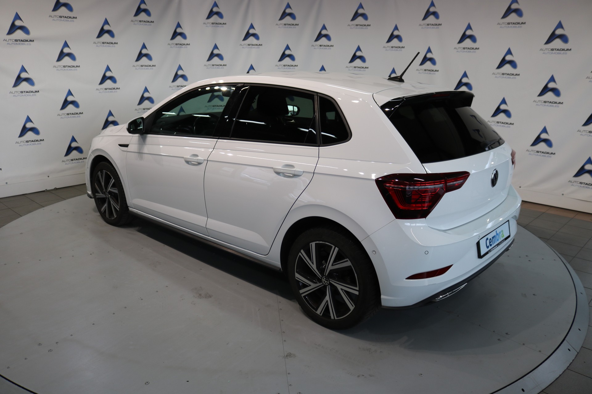 VW Polo 1.0 TSI R-Line DSG-image-11