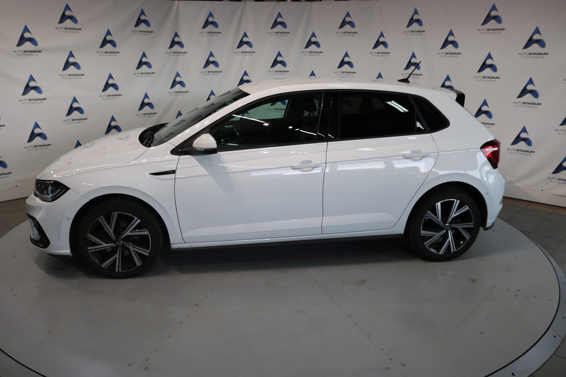 VW Polo 1.0 TSI R-Line DSG-image-9
