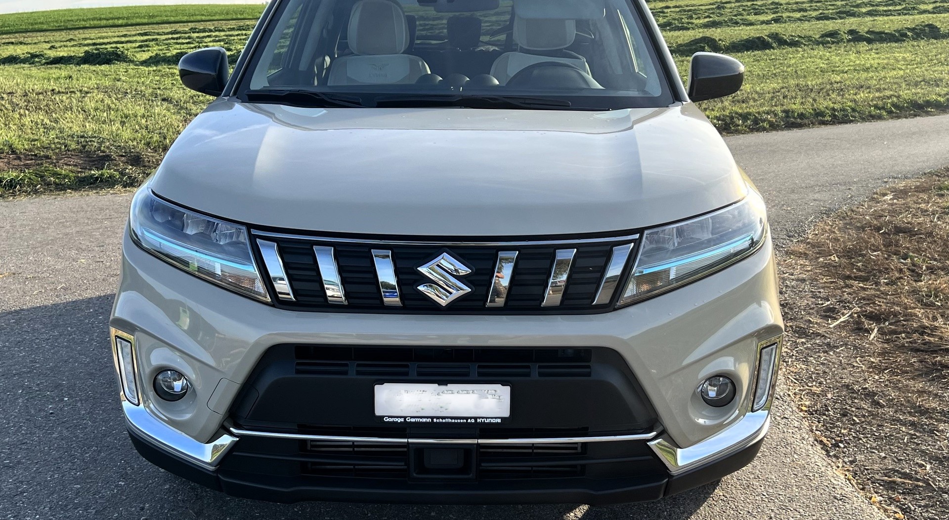 SUZUKI 1.4 T Compact Top Hybrid 4x4-image-2