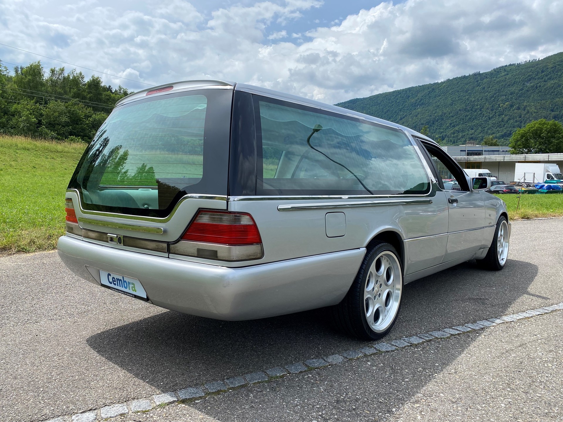 MERCEDES-BENZ "KOMBI" "LEICHENWAGEN" MB S 350 D-image-15
