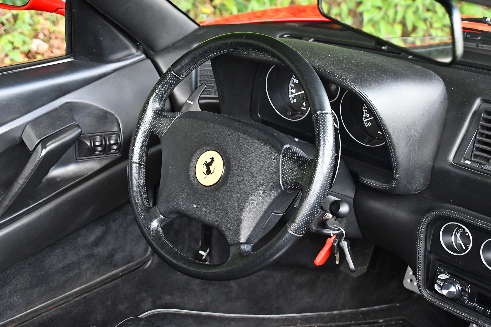 FERRARI F355 Spider-image-8