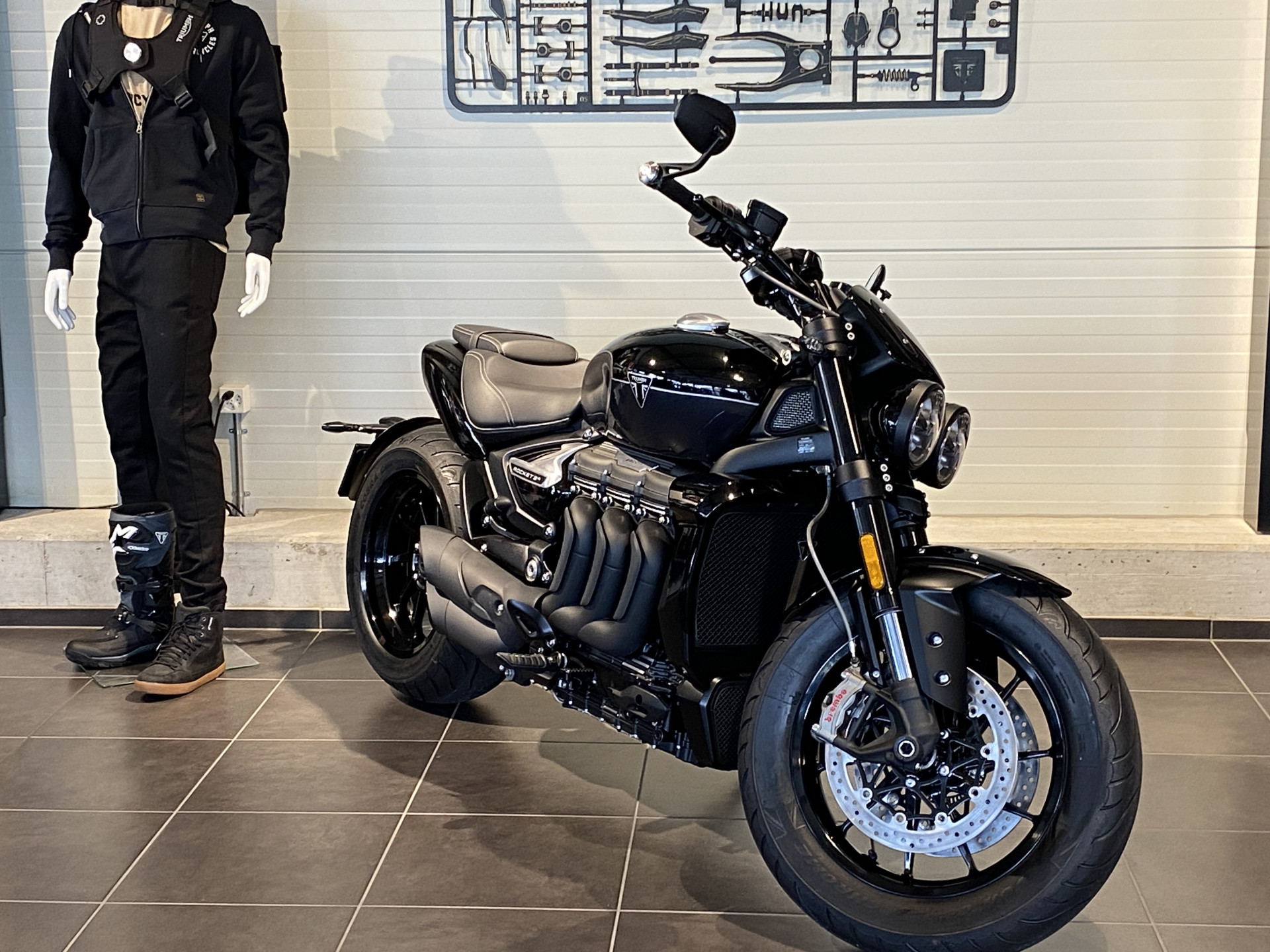 TRIUMPH Rocket 3 Storm R (4.49 % Power Leasing - Gültig bis 31.06.2026)-image-2