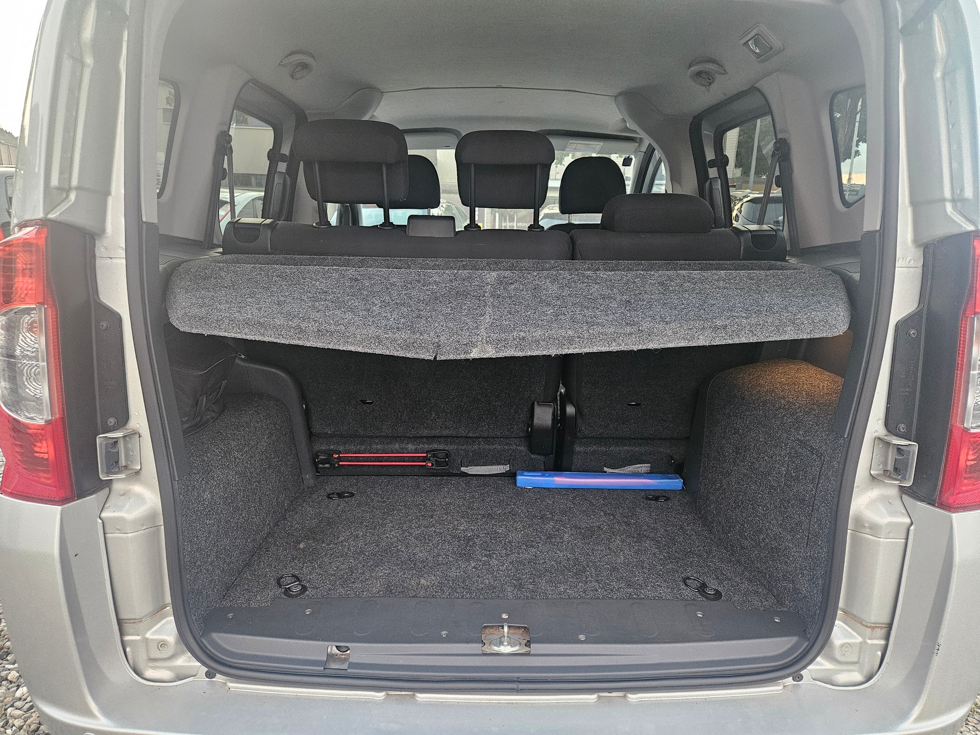 FIAT Qubo 1.3 JTD Trekking-image-13