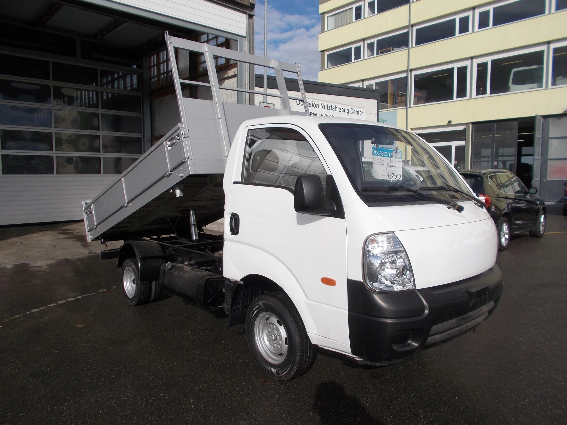 KIA K2500 TCi KIPPBRÜCKE-showroom-element-2