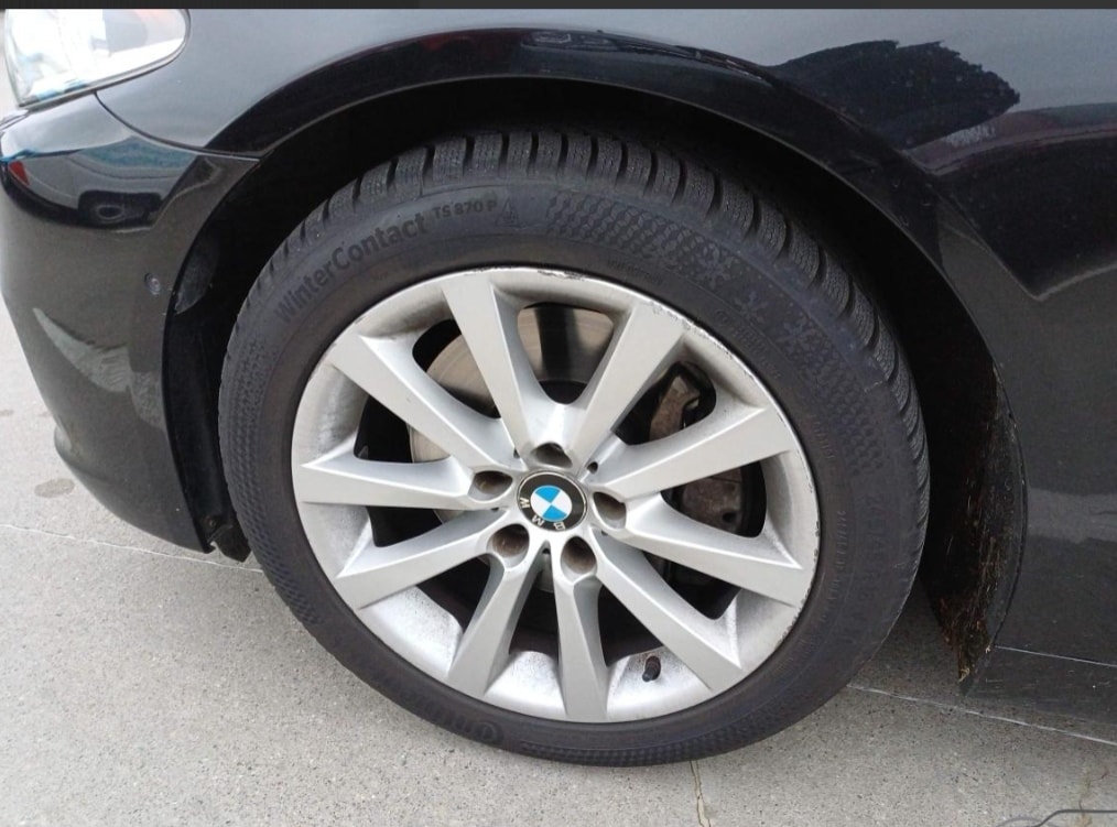 BMW 530d Touring xDrive Luxury Line Steptronic-image-12