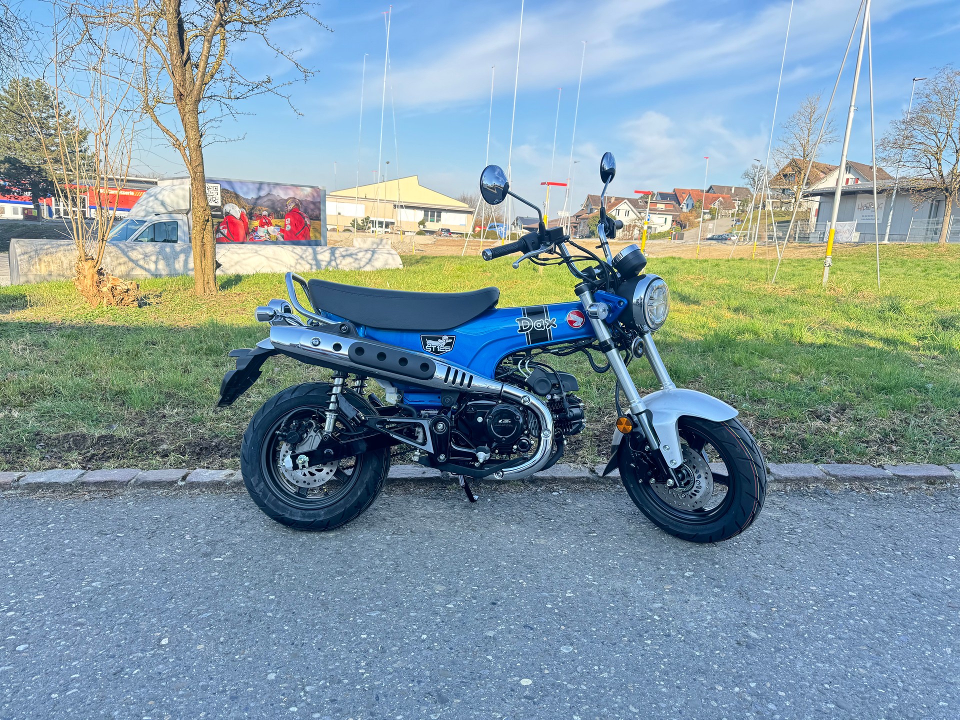 HONDA ST 125 Dax-image-2