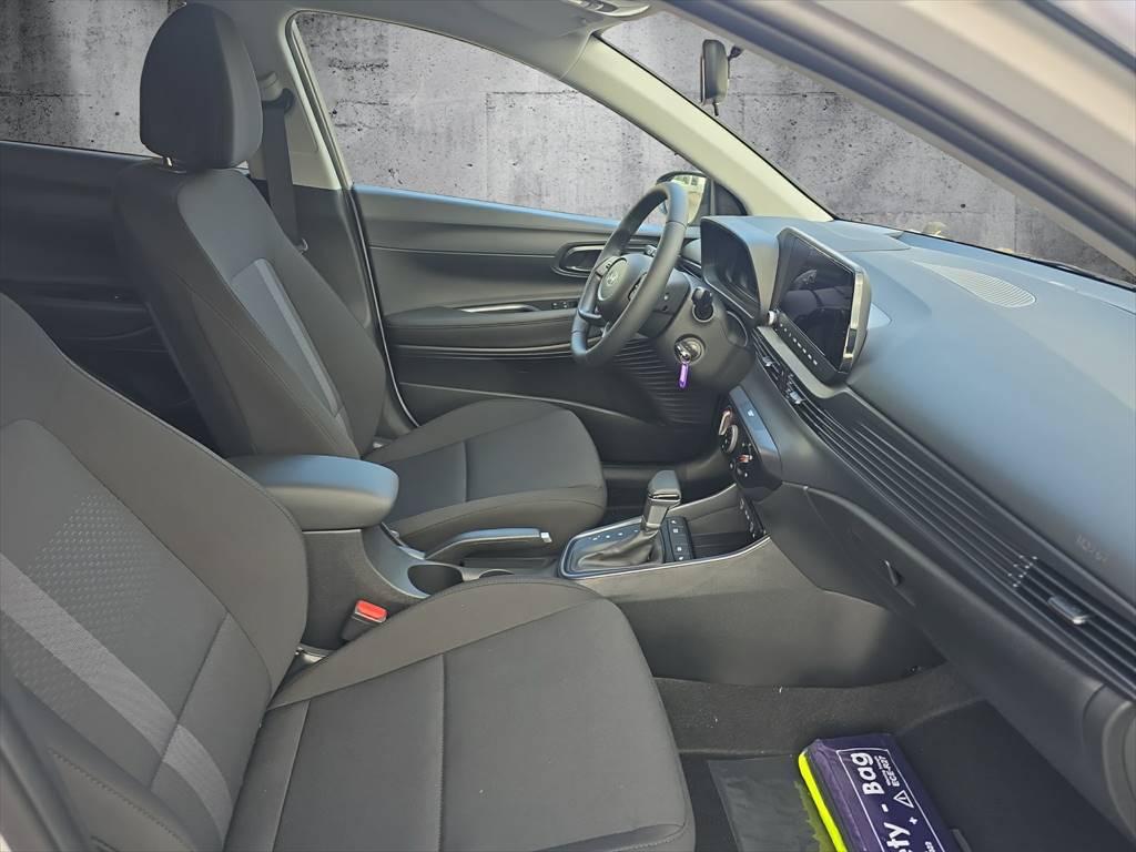 HYUNDAI i20 1.0 T-GDi Amplia DCT-image-14