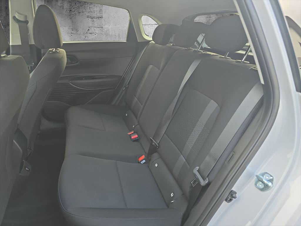 HYUNDAI i20 1.0 T-GDi Amplia DCT-image-10