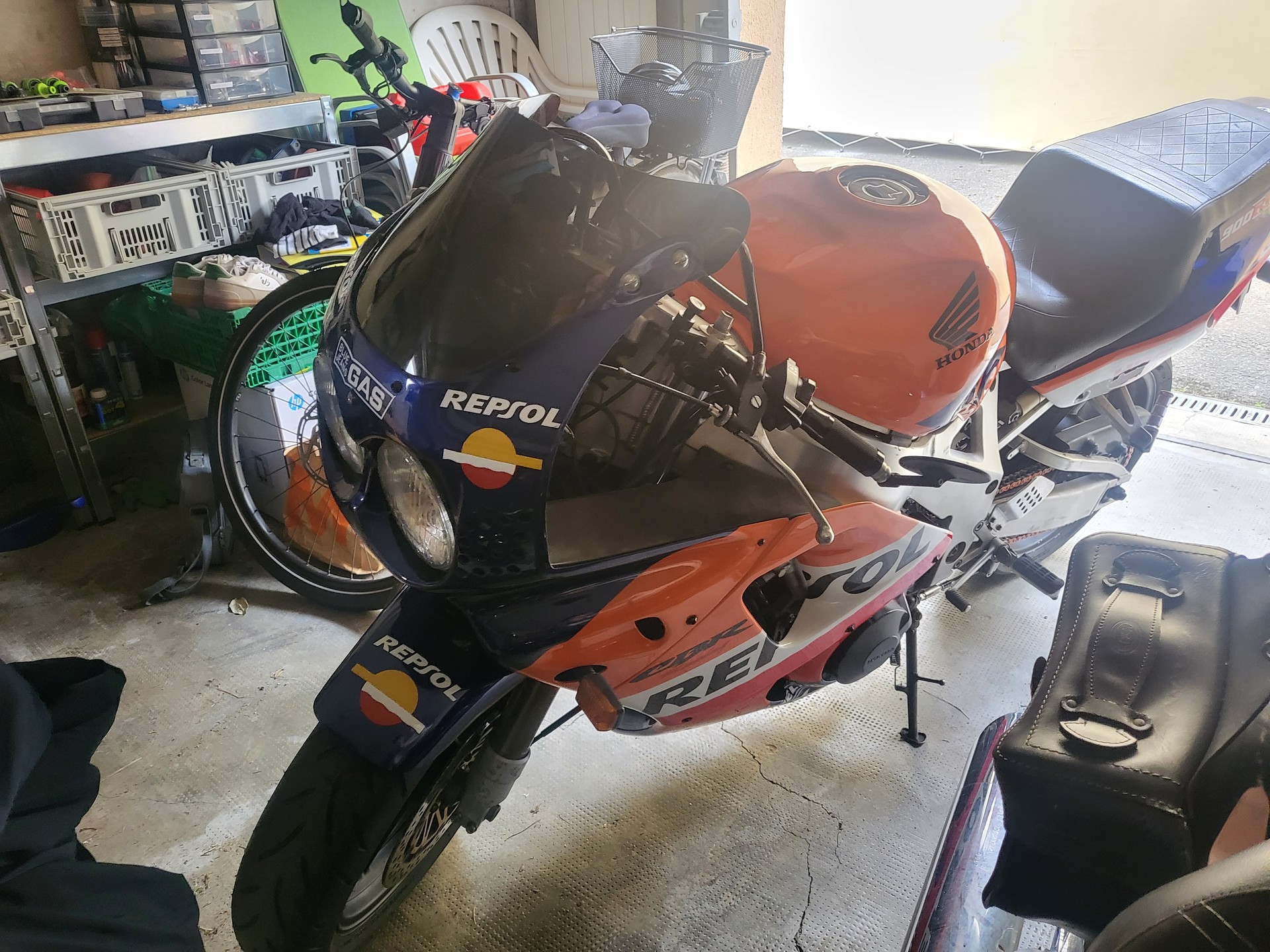 HONDA CBR 900 RR N/P Fireblade-image-3