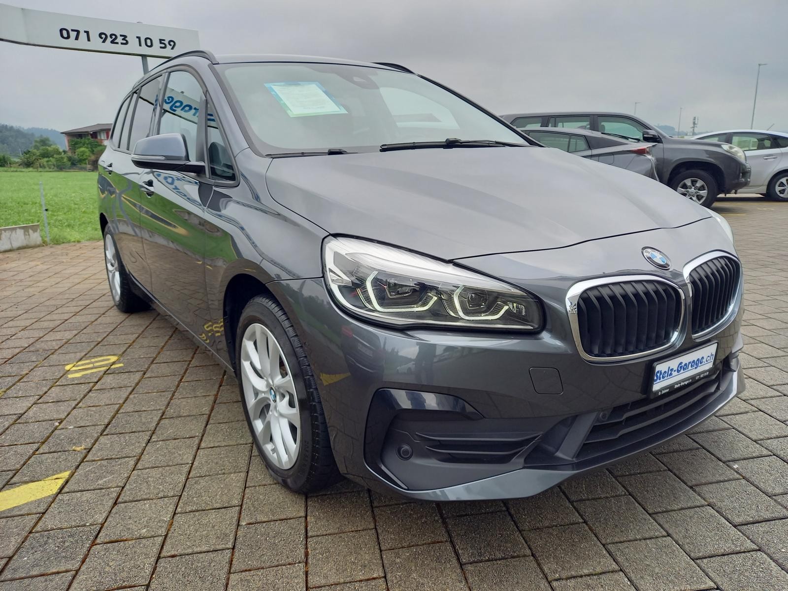 BMW 220d xDrive Gran Tourer Steptronic-showroom-element-3
