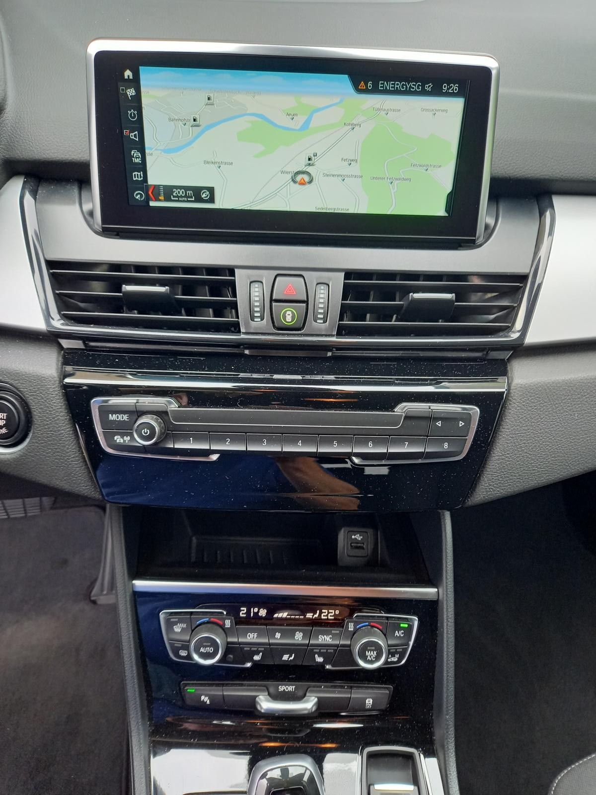 BMW 220d xDrive Gran Tourer Steptronic-image-7