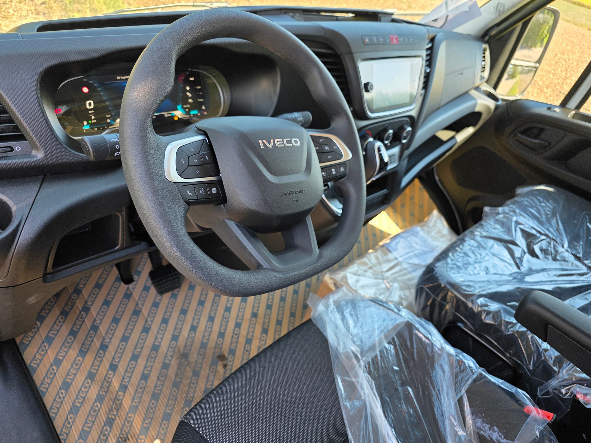 IVECO 35 S 18H A8-image-14