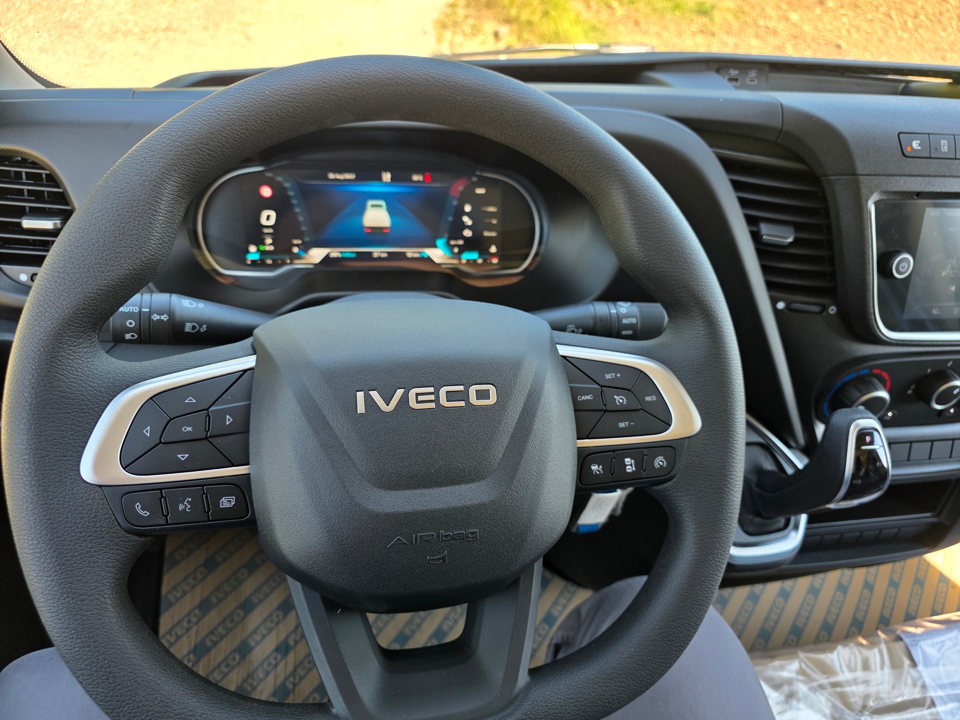 IVECO 35 S 18H A8-image-12