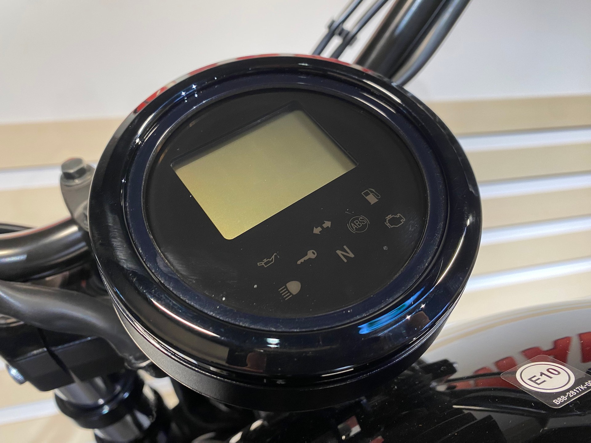 YAMAHA SCR 950 Classic-image-7
