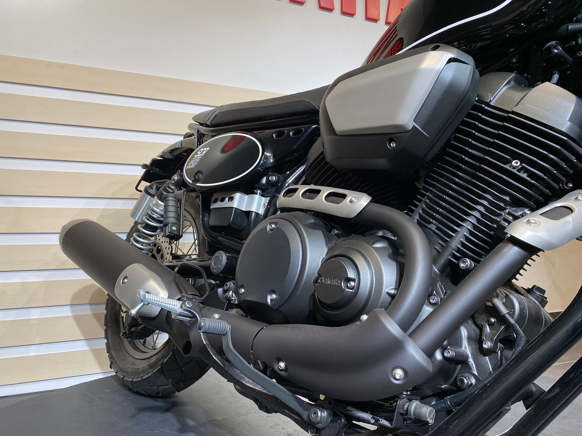 YAMAHA SCR 950 Classic-image-11