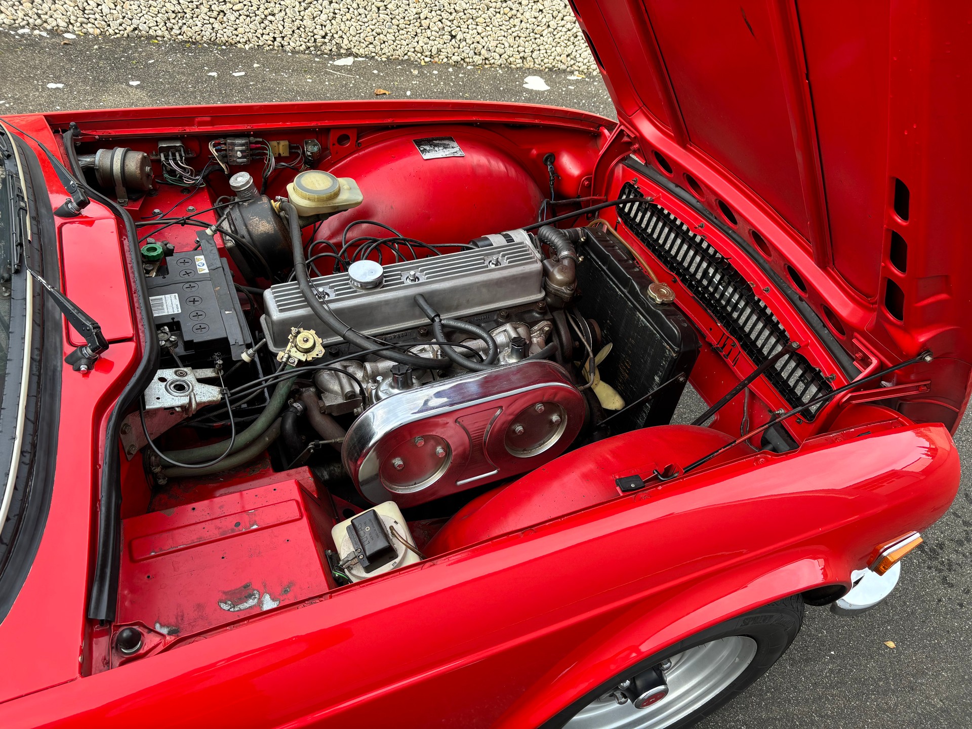 TRIUMPH TR6-image-3