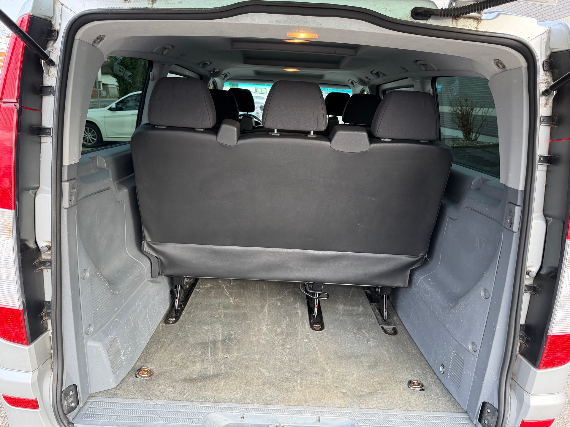 MERCEDES-BENZ Vito 115 CDI-image-16