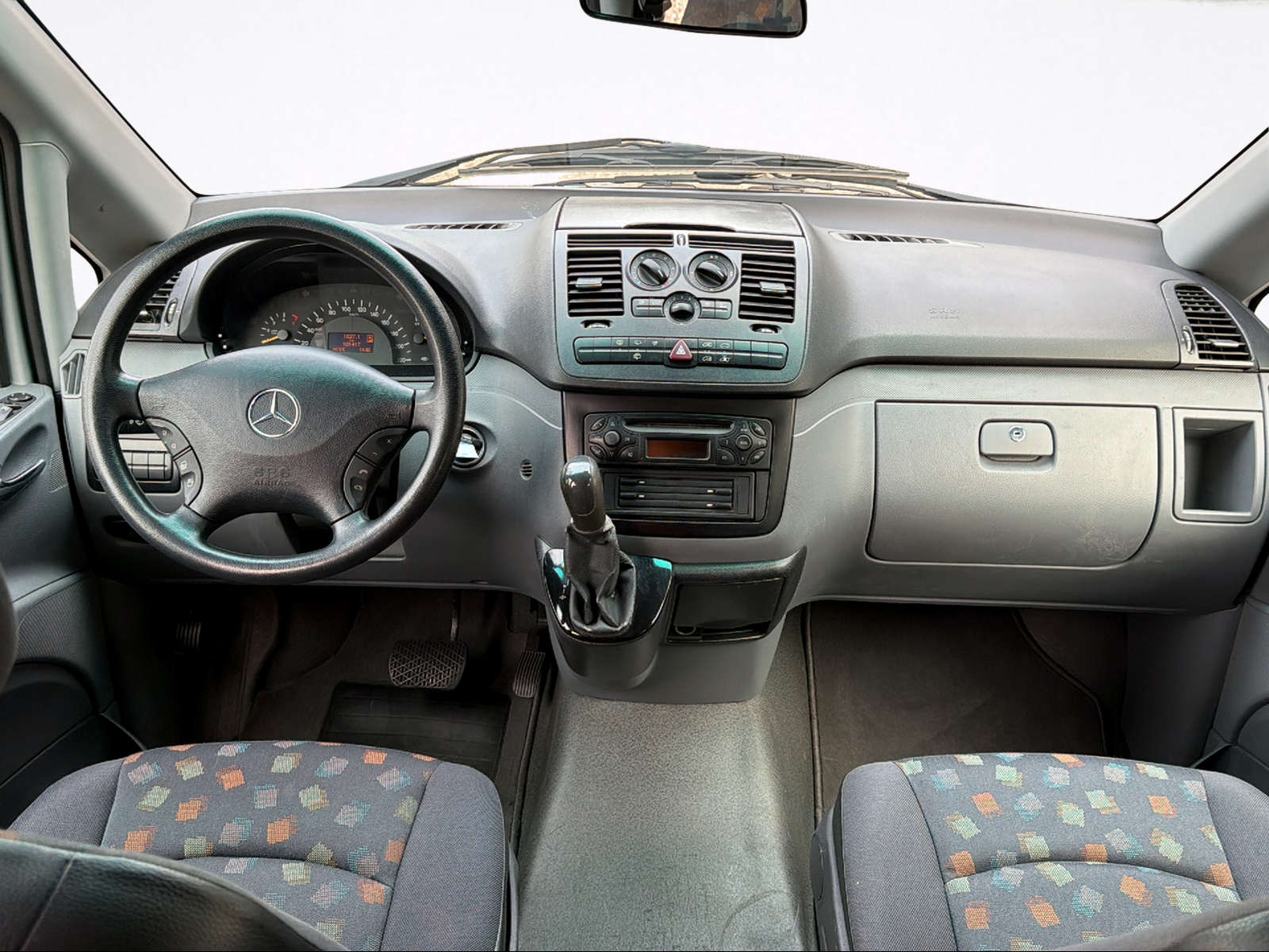 MERCEDES-BENZ Vito 115 CDI-image-8