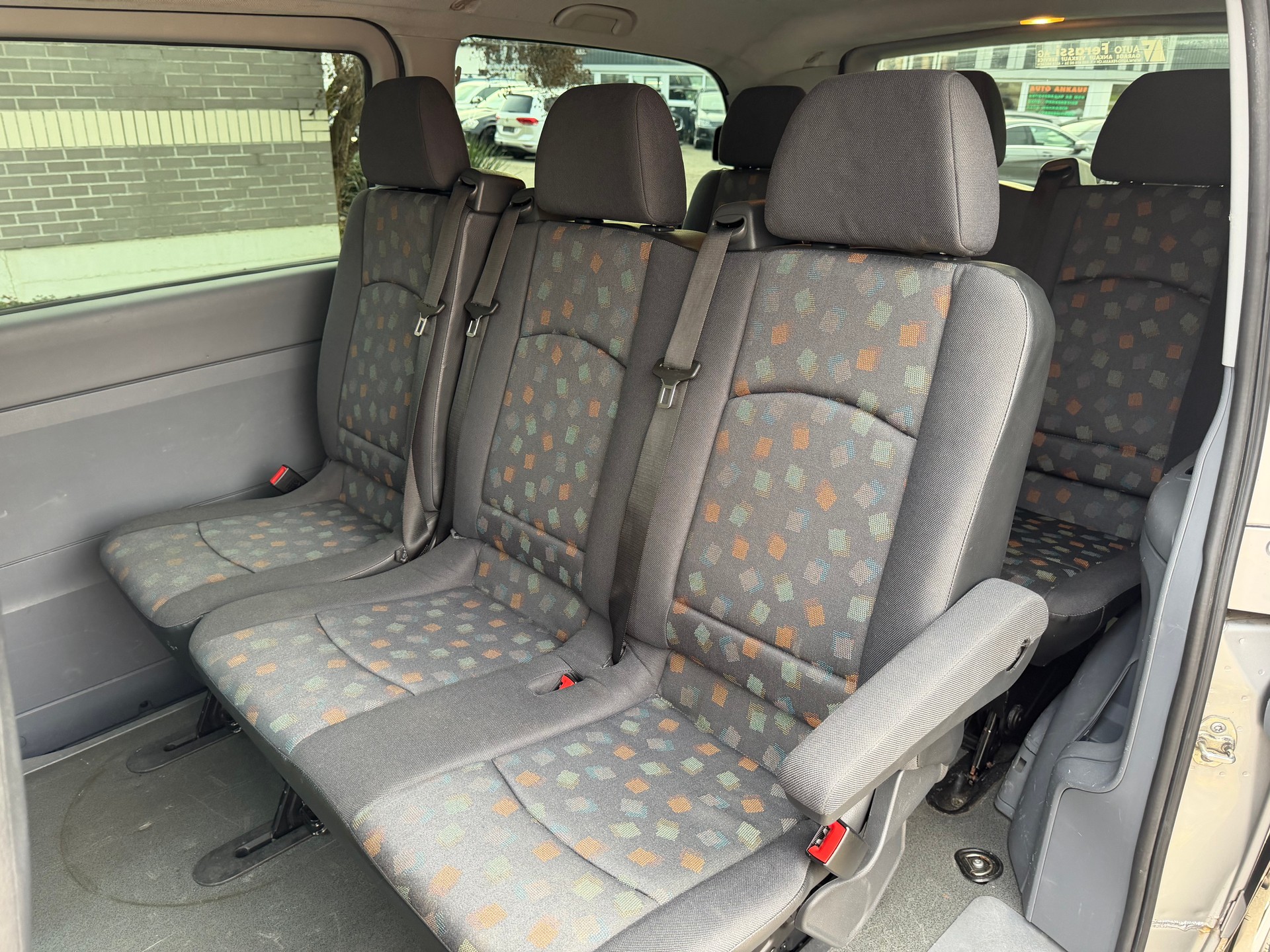 MERCEDES-BENZ Vito 115 CDI-image-15