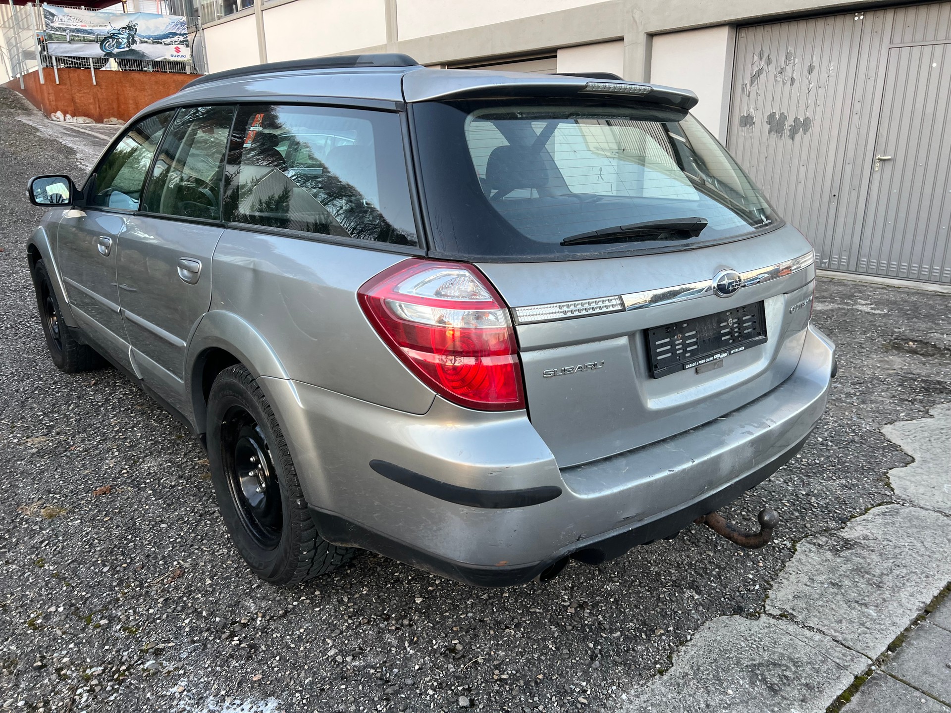 SUBARU Outback 2.5i AWD Swiss Automatic-image-6